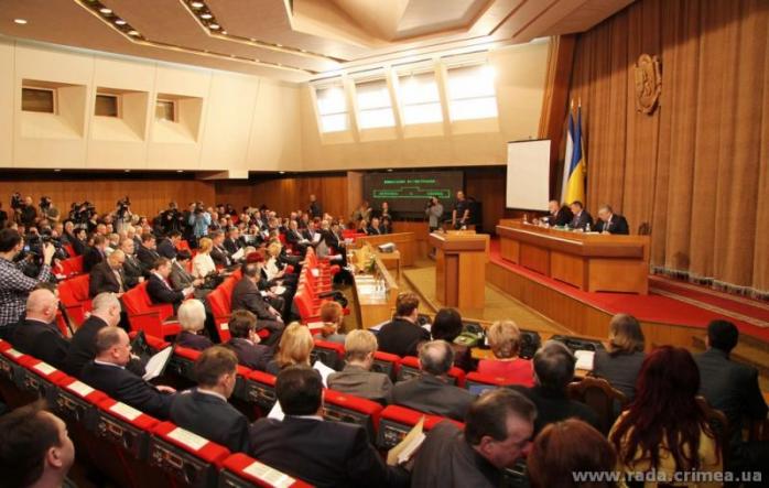 Голова кримського парламенту звинуватив у сепаратизмі макіївську групу депутатів