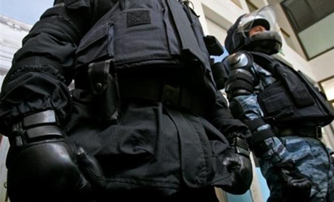 В Ровеньках вооруженные боевики пытались захватить горотдел милиции — МВД