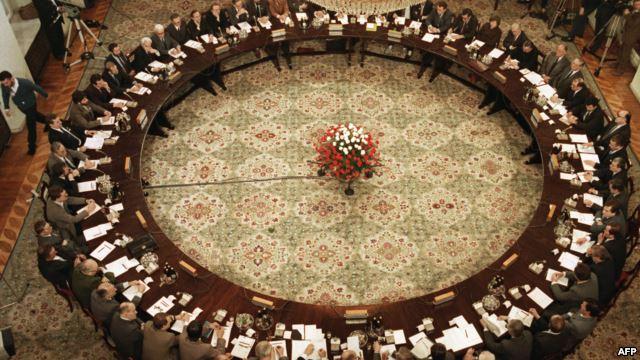 В среду в Раде соберется круглый стол национального единства
