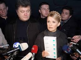 Порошенко вшестеро популярніший за Тимошенко — КМІС