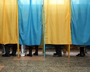 Военнослужащим в Донецкой и Луганской областях разрешили голосовать без паспорта