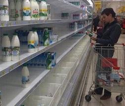 Крымские власти признают, что полуостров охватил продовольственный кризис