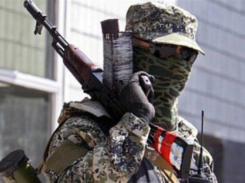 У Луганську бойовики зі стріляниною захопили курси пожежної охорони
