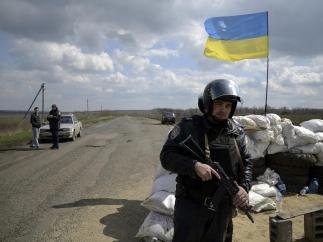 В Донецкой области силовики установили шесть новых блокпостов, террористы — три
