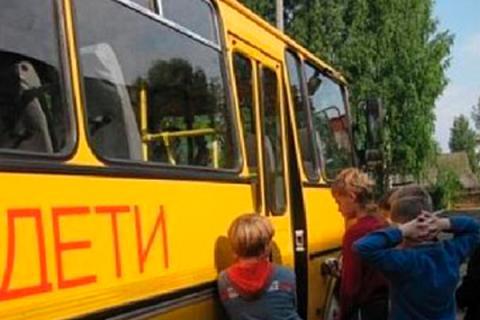 Викрадені терористами діти-сироти зі Сніжного вже повернулися до України