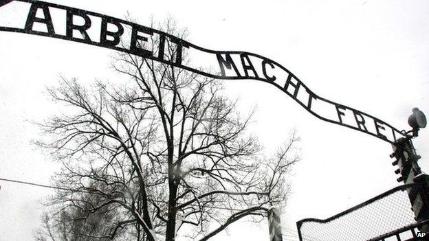 89-річний охоронець концтабору Освенцим заарештований у США