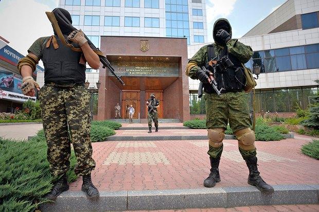 Боевики захватили налоговую в Донецке