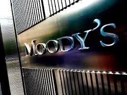Россия получила негативный прогноз по кредитному рейтингу от Moody’s