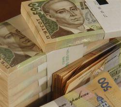 Кабмин поручил выделить 25 млн грн для помощи переселенцам из Крыма