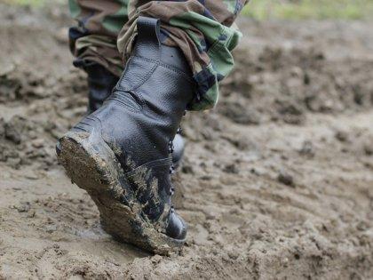 Прокуратура Львівщини розслідує закупівлю неякісного взуття для військовослужбовців
