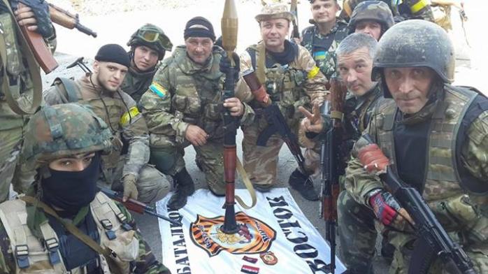 Батальоны «Шахтерск» и «Днепр» пошли в наступление в пригороде Донецка