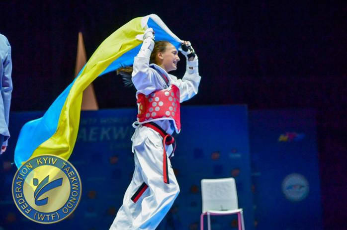 Украинская школьница выиграла золотую медаль на чемпионате мира по тхэквондо (ФОТО)