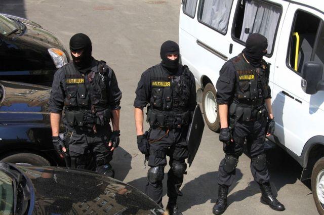 Милиция Киева задержала группу торговцев оружием