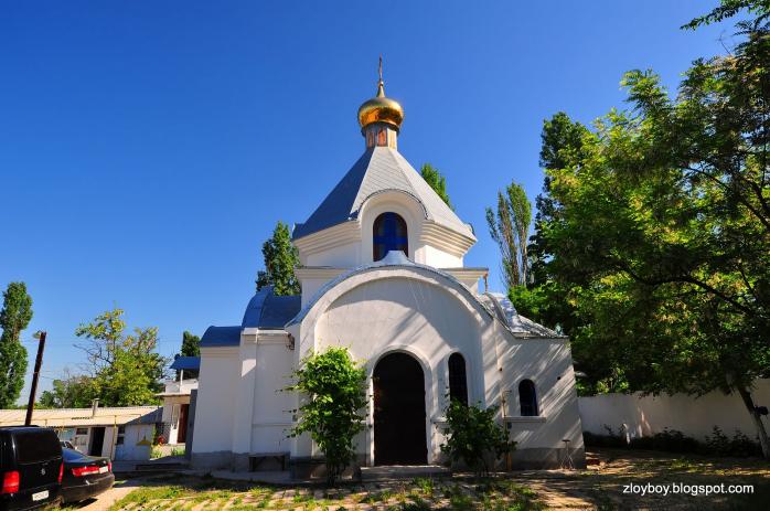 У Миколаєві вночі намагалися спалити дві церкви Московського патріархату