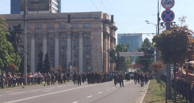 В так называемом «марше пленных» в Донецке могли участвовать заключенные — МВД