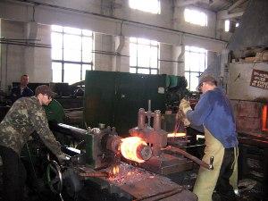 Боевики демонтируют оборудование на военно-промышленных заводах Донбасса