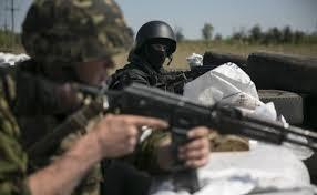 Штаб АТО заявляет о захвате пленных и оружия в Луганской области