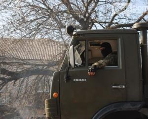 В Луганскую область с территории России въехали 5 КамАЗов с вооруженными боевиками