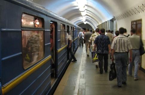 Киевское метро переходит на автоматизированную оплату проезда