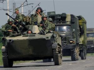 Россия стягивает войска и технику на север Крыма