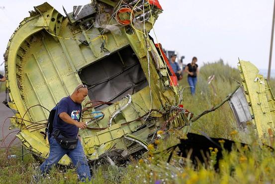 Министр обороны РФ заверил Малайзию, что за авиакатастрофу отвечает Украина