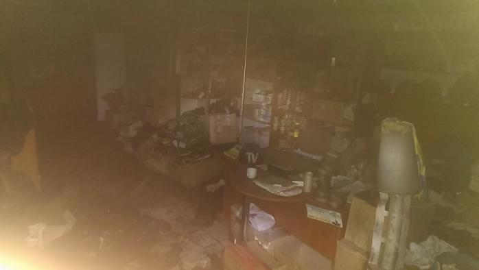 В Мариуполе сожгли офис с волонтерской помощью для армии. ФОТО