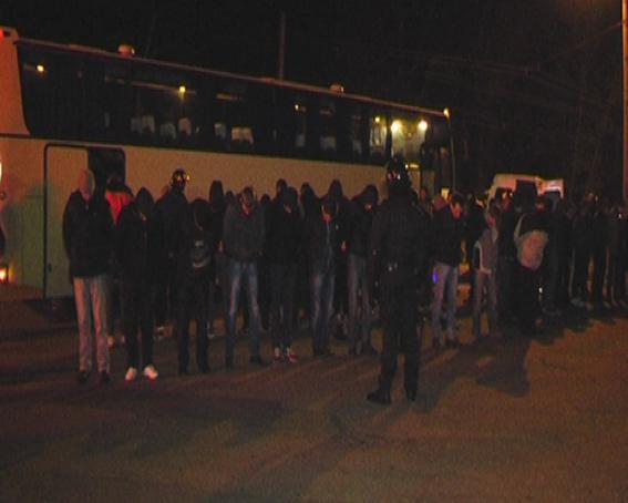 У Черкасах затримали автобуси з учасниками виборчої «каруселі»