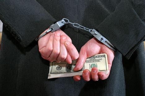 Минюст напомнил, когда вступит в силу закон «О предотвращении коррупции»