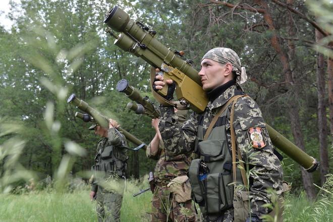 В Донецкой области при минометном обстреле ранены четверо бойцов