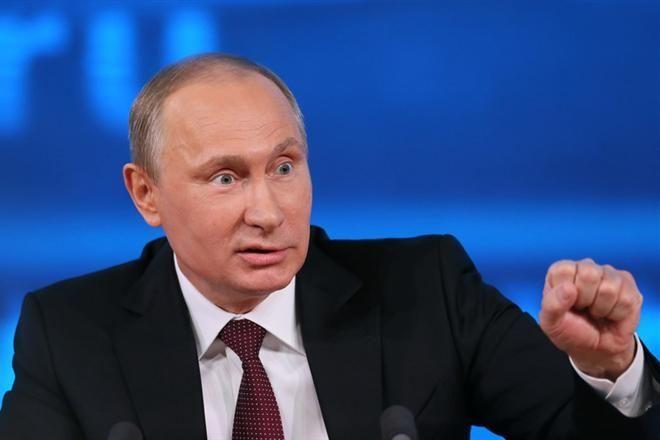 Путін розповів, як хвилюється за економіку України