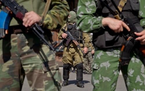 Терористи захопили у Донецьку торгову палату, центр зайнятості та Пенсійний фонд