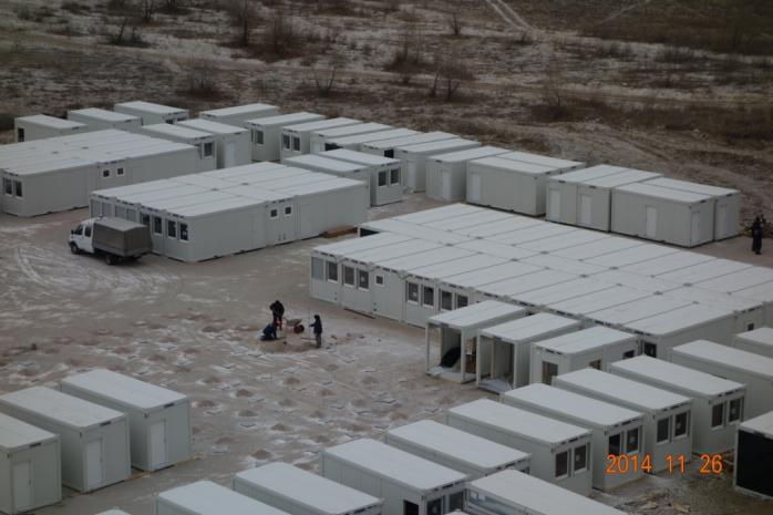 В Запорожье собрали шесть жилых модульных домов для переселенцев (ФОТО)