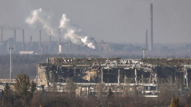 В Донецке проходят переговоры по прекращению штурма аэропорта