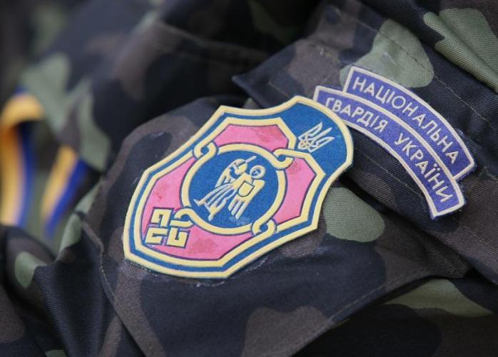 Бойцы Нацгвардии на блокпосту задержали авто с 1 млн грн
