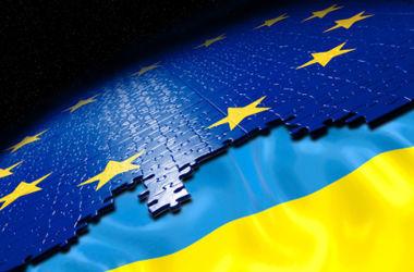 Украина и ЕС планируют весной 2015 года определить дату отмены виз