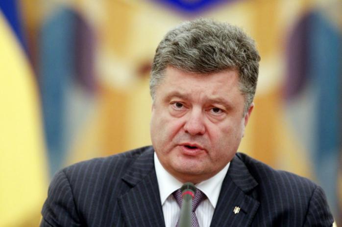 Украине нужна помощь Запада в трех направлениях — Порошенко