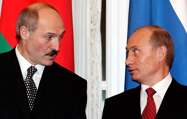 Впервые за 20 лет Беларусь не транслировала новогоднее обращение Путина
