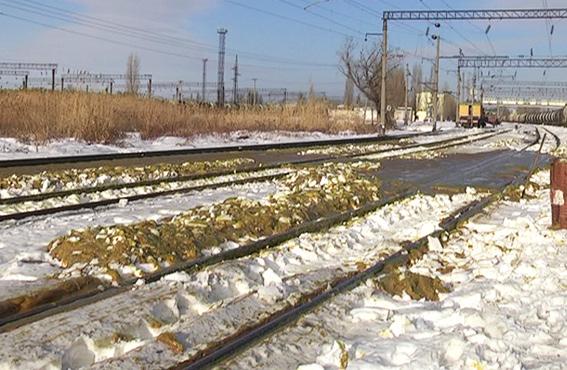 В Одесі невідомі підірвали на залізниці цистерну з токсичною речовиною (ФОТО, ВІДЕО)