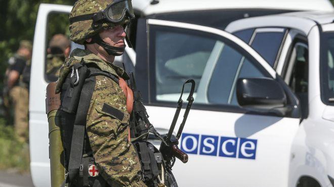 ОБСЕ фиксирует частые обстрелы на Донбассе и вдвое увеличивает число наблюдателей