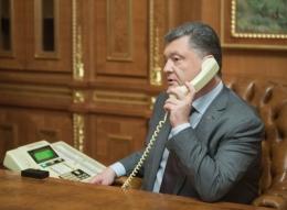 Порошенко назвал условия для урегулирования на Донбассе