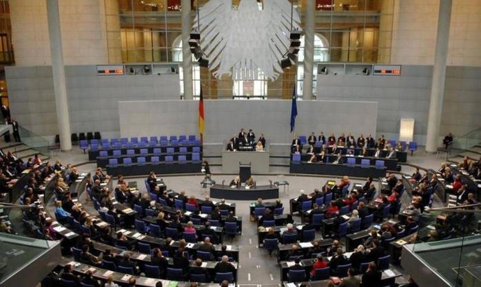 Німецький парламент попередньо схвалив асоціацію ЄС з Україною