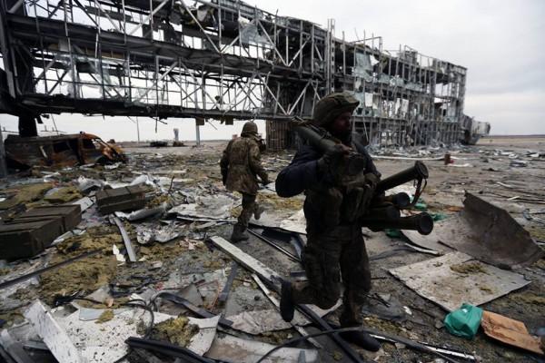 Раненых бойцов АТО ночью эвакуировали из донецкого аэропорта — Бирюков