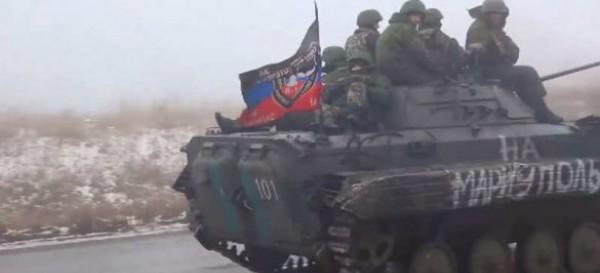 Террористы на танках наступают в направлении Мариуполя