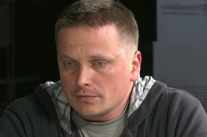 Аваков пообещал расследовать избиение луганского волонтера Реуцкого