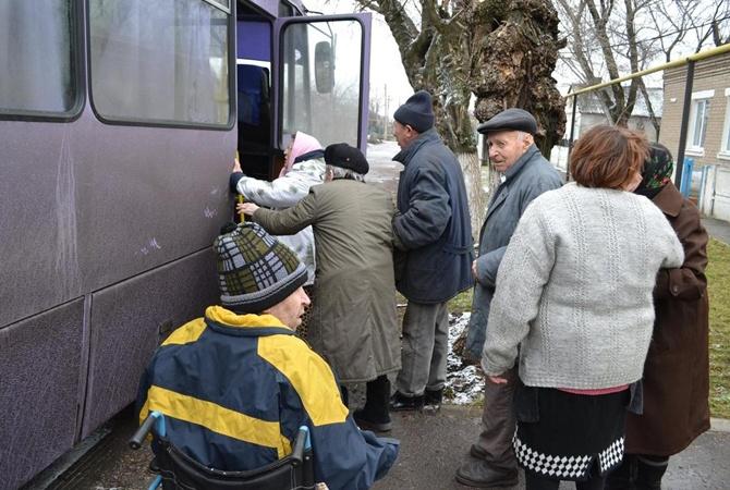 Началась эвакуация жителей Дебальцево по «зеленому коридору»