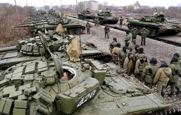 Біля українського кордону зосереджено понад 60 тис. російських військових — ІС (КАРТА)