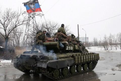 Сьогодні терористи 20 разів обстрілювали українські позиції, гаряче в Широкиному