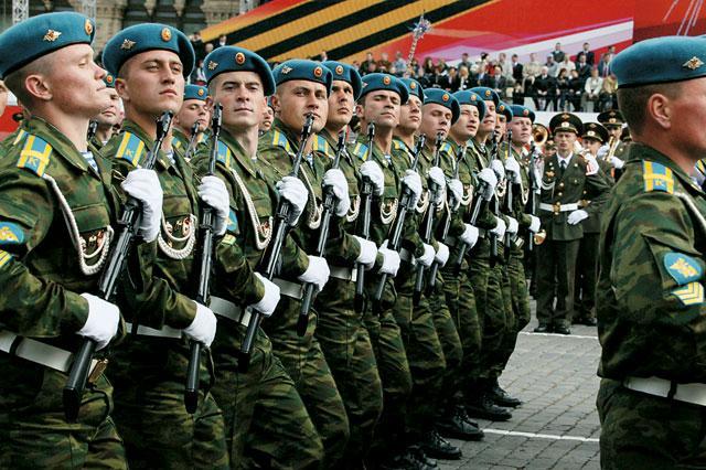 Путін привів у повну боєготовність підрозділи десантників