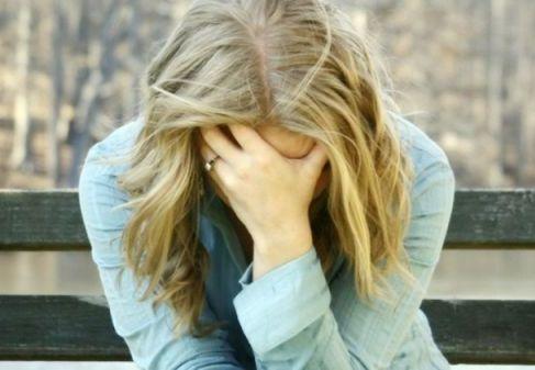 Вчені з’ясували причину депресій у молодих жінок