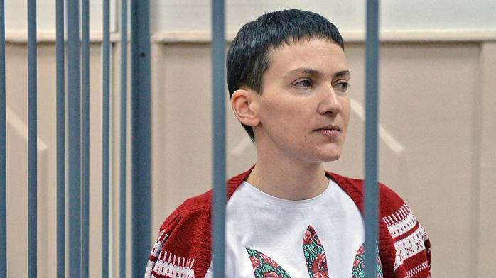 Савченко переводят в больницу из-за ухудшения состояния — сестра
